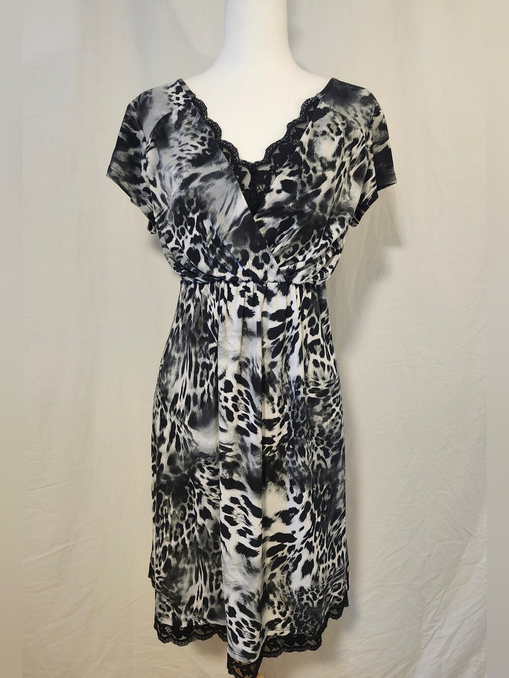 Clientele Black & White Animal Print Lace-Trim Dress